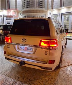 تويوتا لاندكروزر